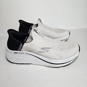 Skechers Slip-ins Max Cushioning Women’s Size 8.5 – Like New!